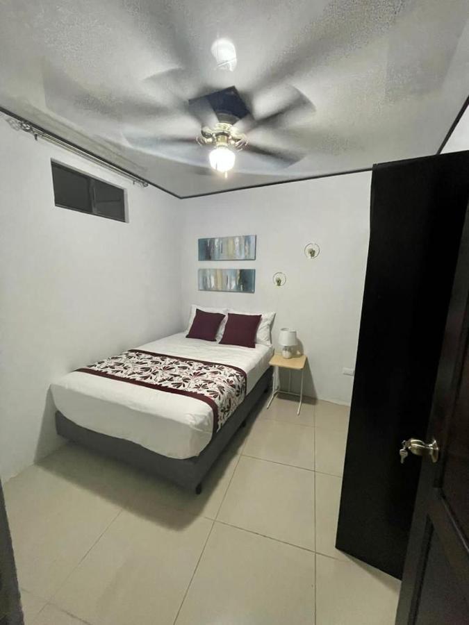 Apartamentos Cielo #1, Airport Juan Santamaria Alajuela Екстериор снимка
